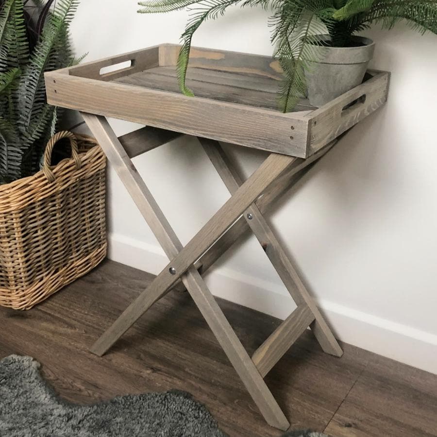 Rustic tray store table