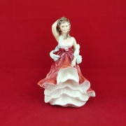 Renaissance Figurine – Sheridan – 403 OA – Amazing Antiques Etc.