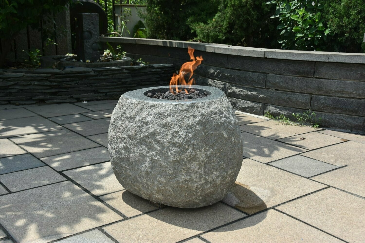 Elementi Bristol Fire Column – Mains Gas – Outdoor Fire Pit – Forno Boutique