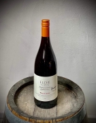 Élevé Pinot Noir – 1 – Mr Duck