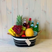 Fruit Gift Hamper Medium (as displayed) – Blooming Amazing