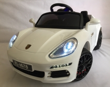 Porsche Panamera style – White