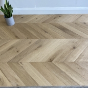 Tuscany Oak Chevron – 14mm – Wood Floor Store